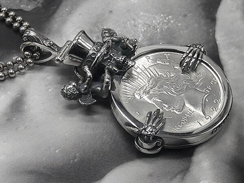Подвеска из серебра Coin of Winner AZP-011