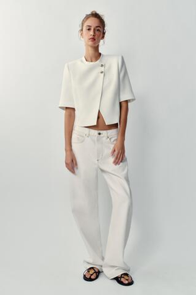 БЛЕЙЗЕР С КОРОТКИМИ РУКАВАМИ И ПОДПЛЕЧНИКАМИ — ZARA