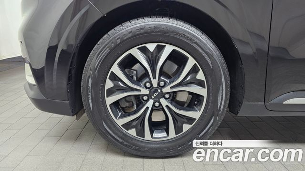 KIA Canival 9-Seater Noblesse — 2022