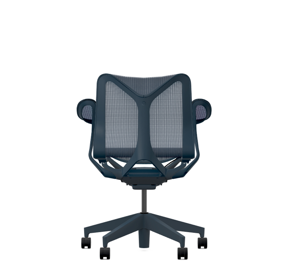 Кресло Herman Miller Cosm, низкая спинка, цвет Nightfall, подлокотники «лепестки» (Leaf)