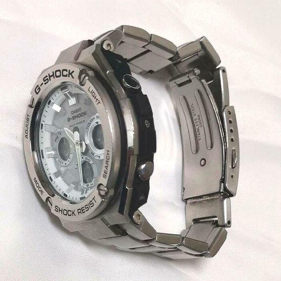 Наручные часы Casio GST-W110D-7AJF