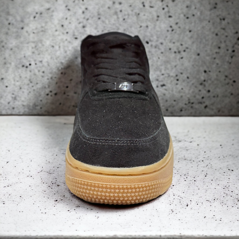 Nike Air Force 1 Low • Black