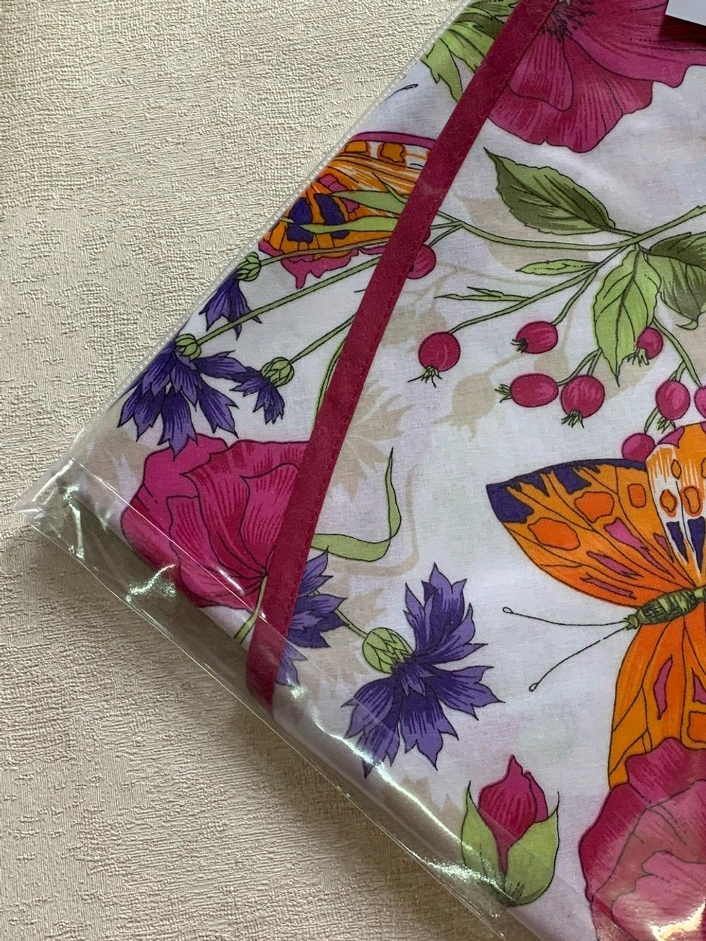 Скатерть 150 Tag House 3648 Chante Fleur