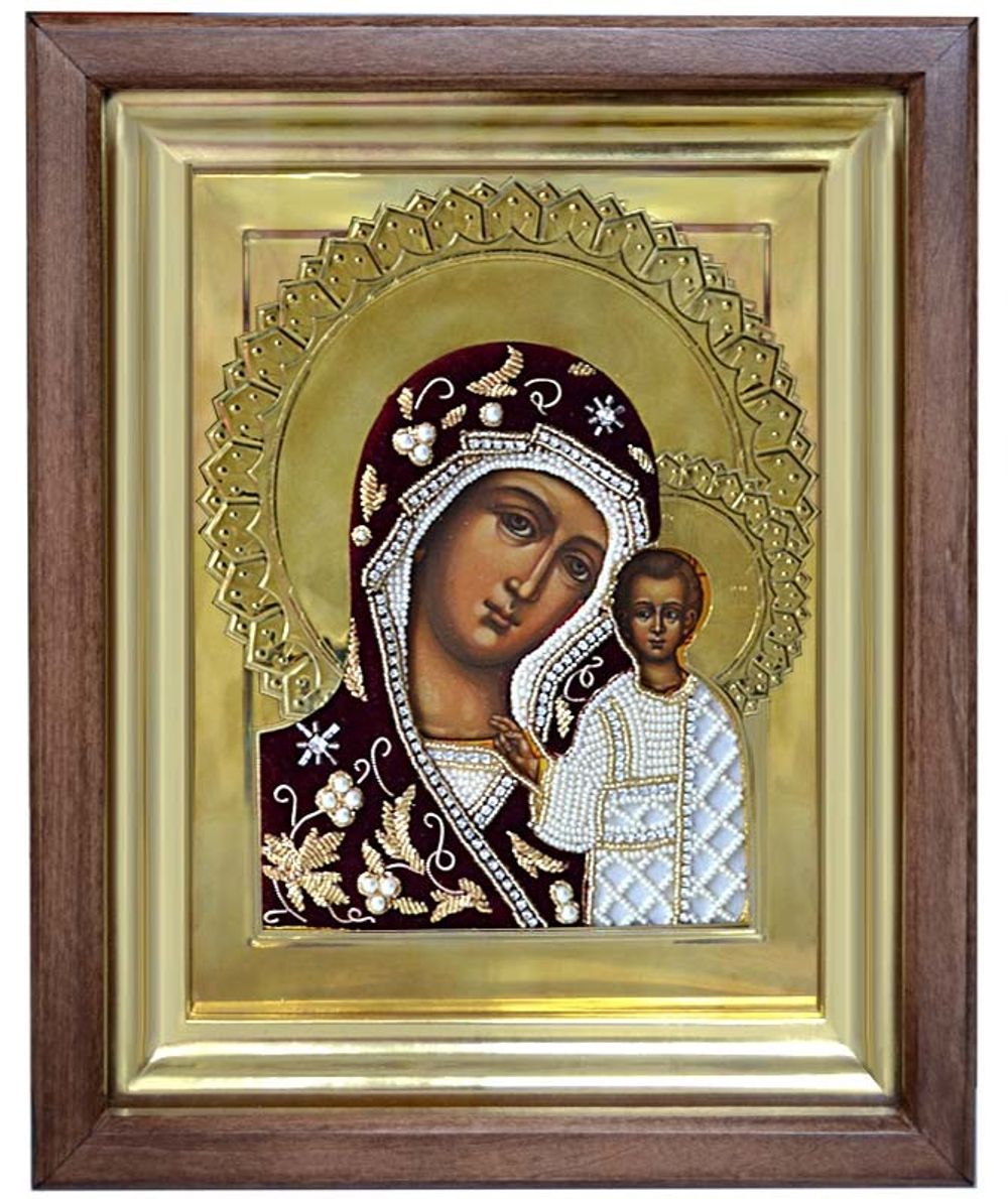 Казанская Божья Матерь. Рукописная икона, украшенная бисером.
