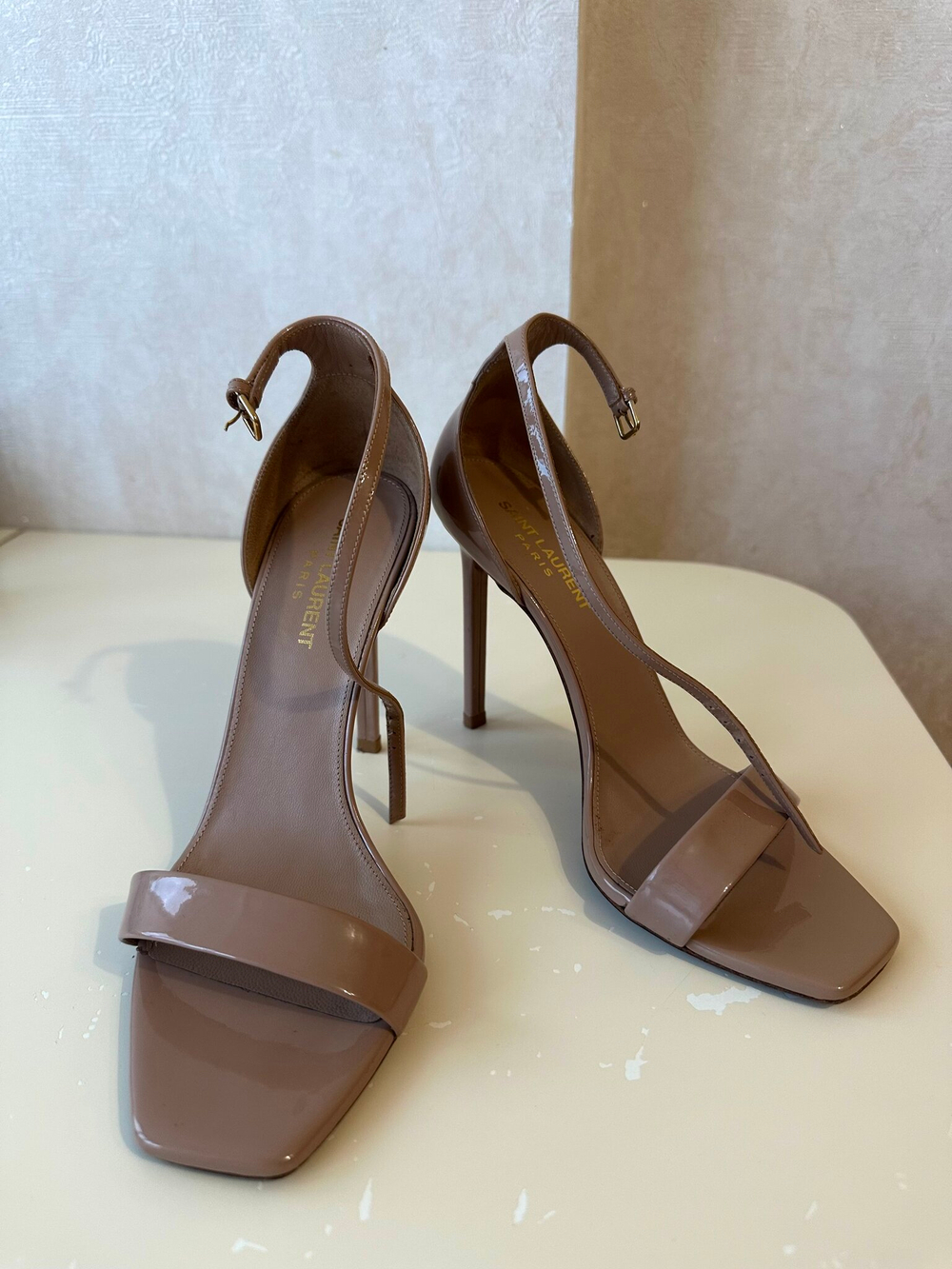 Босоножки Saint Laurent