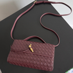 Сумка Bottega Veneta Andiamo Clutch — бордовая — фото 7