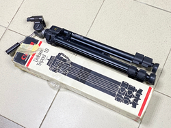 Canon Deluxe Tripod 10 T-0004