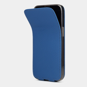 Чехол кожаный для iPhone 15 Pro Max синего цвета