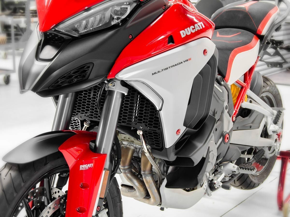 GR10 DBK RADIATORS PROTECTION (MTS V4)