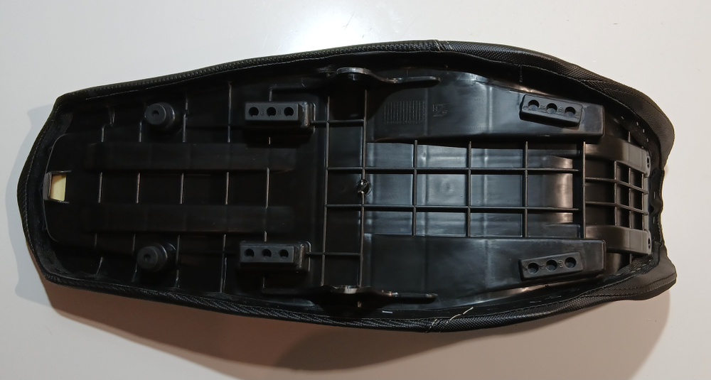 Сиденье REGULMOTO  ADV 300