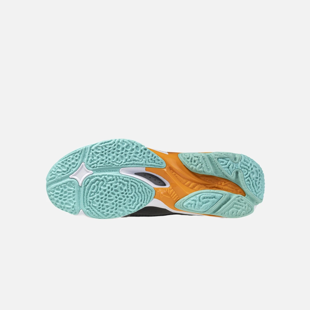 Кроссовки Mizuno Wave Lightning Z8