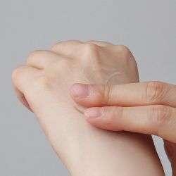 Сыворотка с ниацинамидом и цинком CARE:NEL Niacinamide 10% Zinc Serum 30 мл.