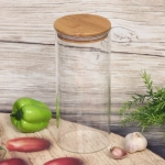 Банка для продуктов стеклянная 1450мл «ХАЙТЕК» с бамбуковой крышкой 10*23см