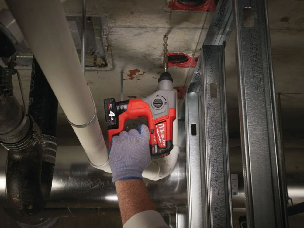 Субкомпактный SDS-PLUS перфоратор Milwaukee M12 CH-602X FUEL 4933451510