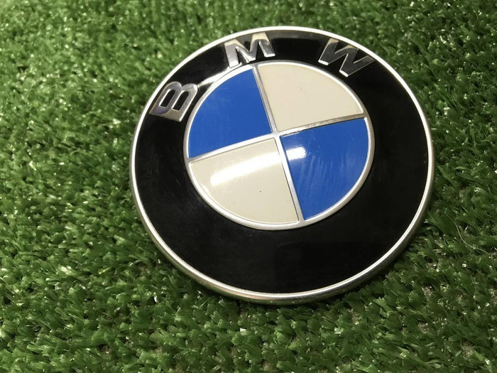 Эмблема BMW 7er G11 G12 (2015-2022)