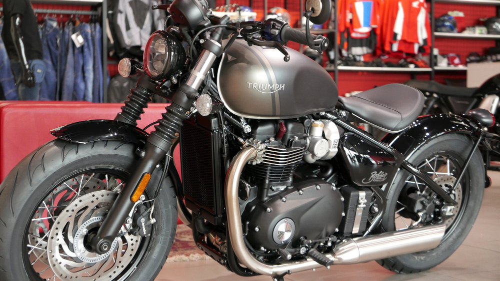 TRIUMPH BONNEVILLE BOBBER