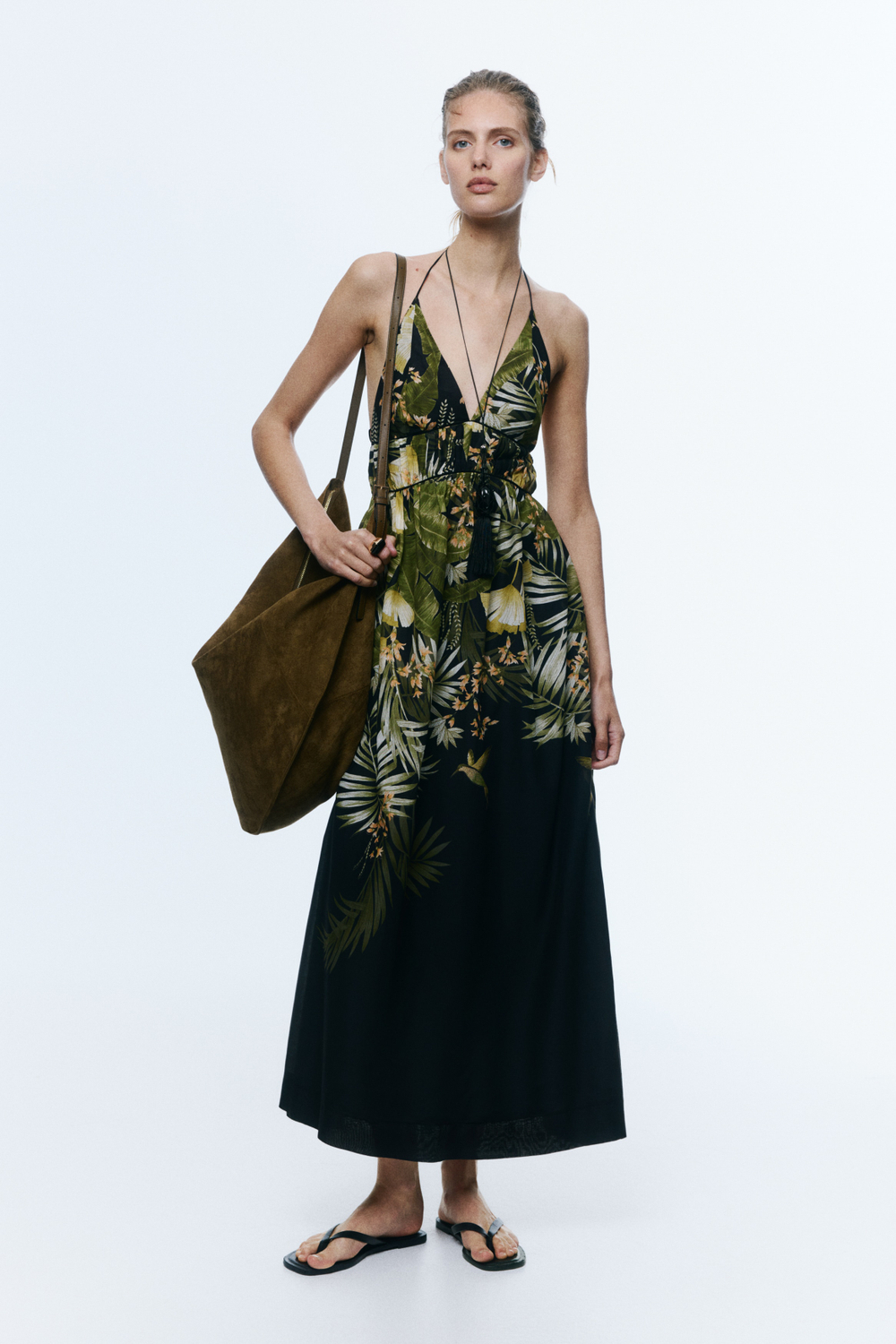Длинное платье с завязкой на шее - H&M