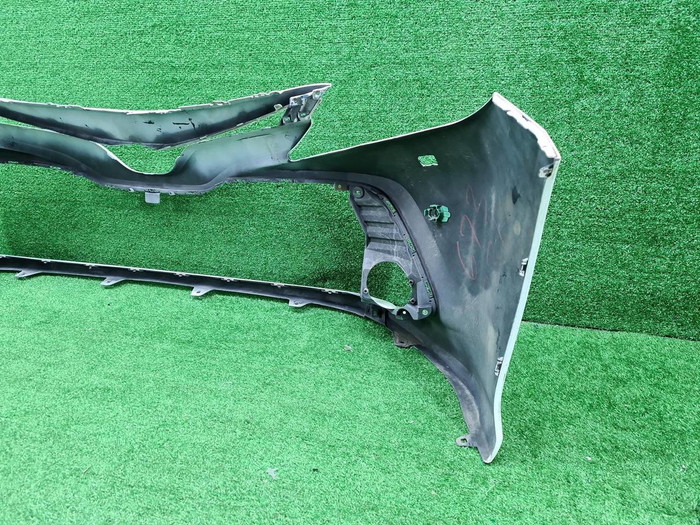 Бампер передний Toyota Camry 8 XV70 (2017-2021)