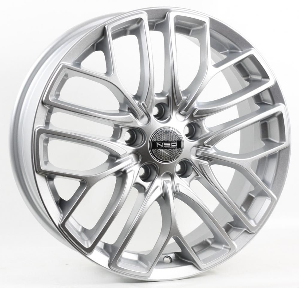 Neo 781 6.5x17 5x114.3 ET 40 Dia 67.1 (silver)