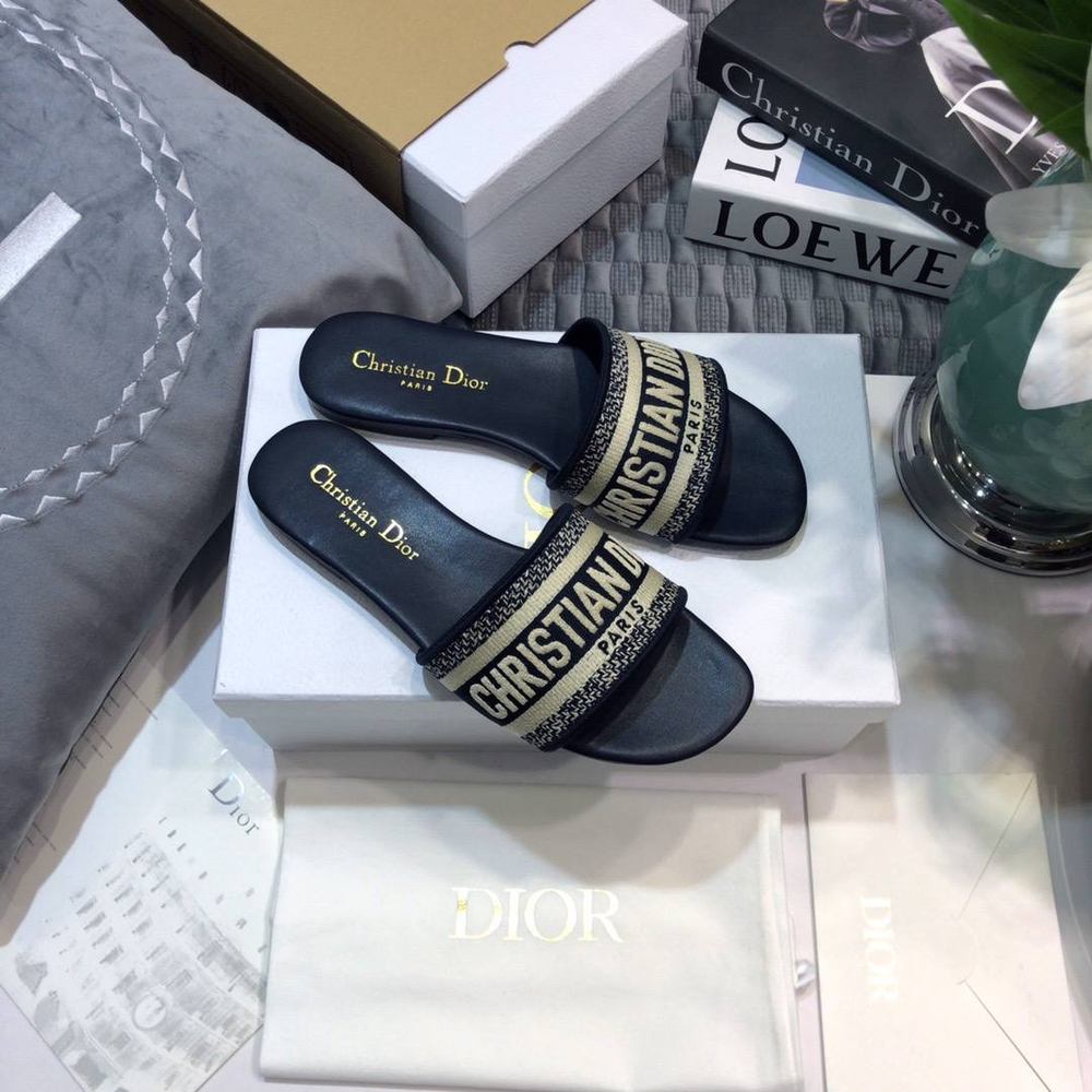 Шлепанцы Christian Dior