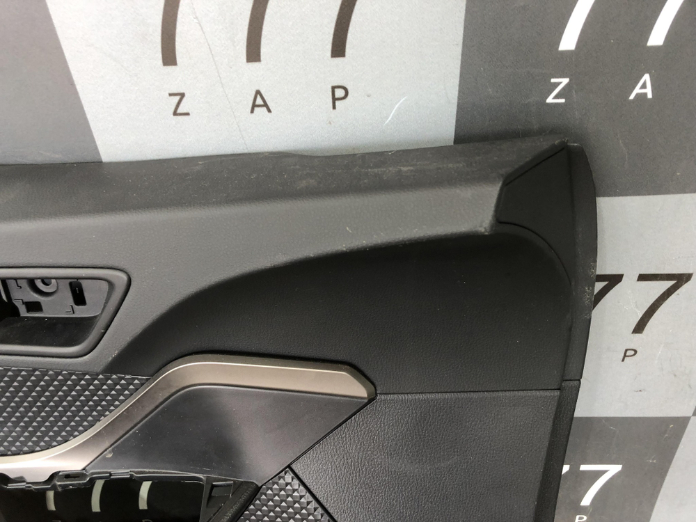 Обшивка двери передней левой Toyota C-HR 16-23 Б/У Оригинал 67061F4110C3