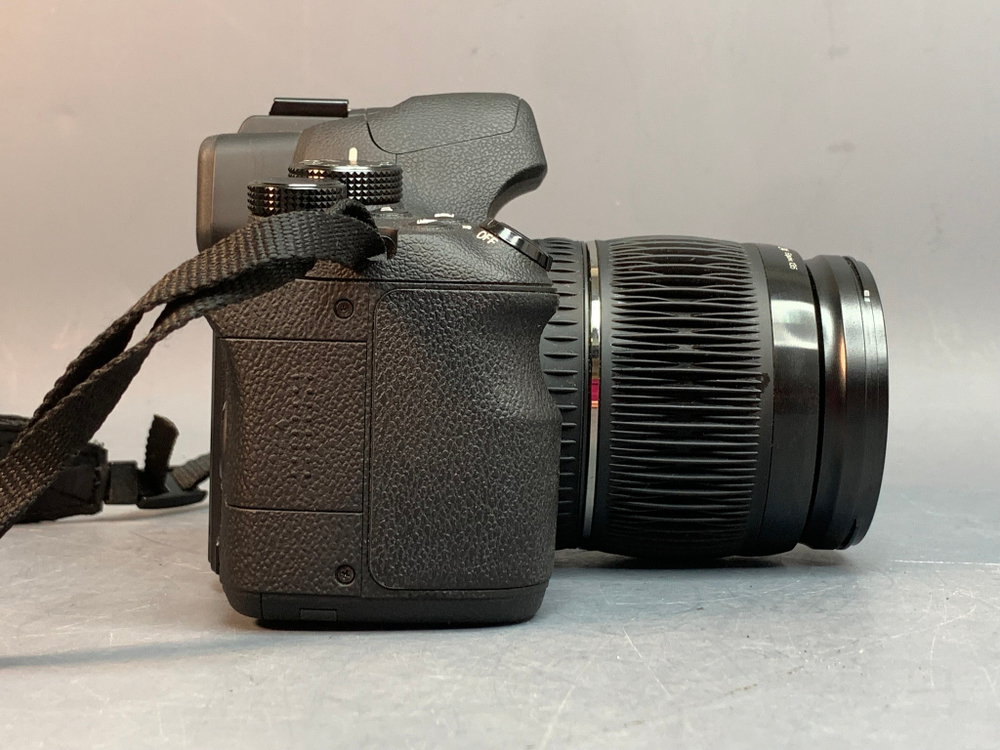 Fujifilm FinePix X-S1