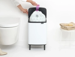 Brabantia Контейнер для мусора Bo Touch Hi 12л белый 227240