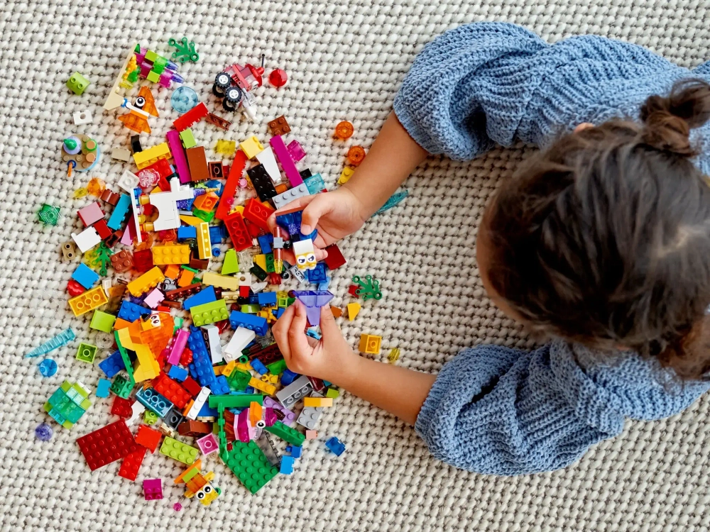 Конструктор LEGO Classic 11013 Набор с прозрачными деталями