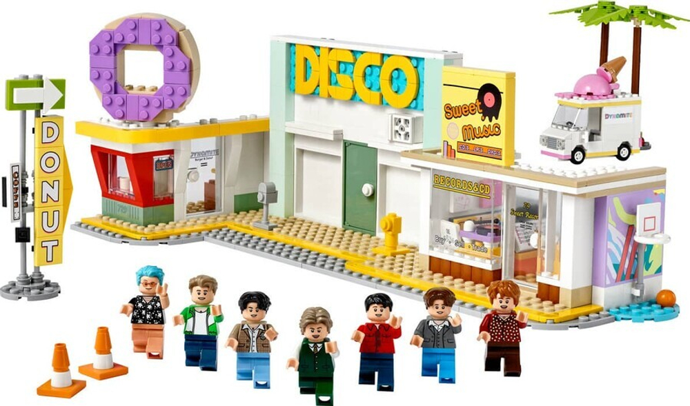 Конструктор LEGO Ideas 21339 BTS: Dynamite