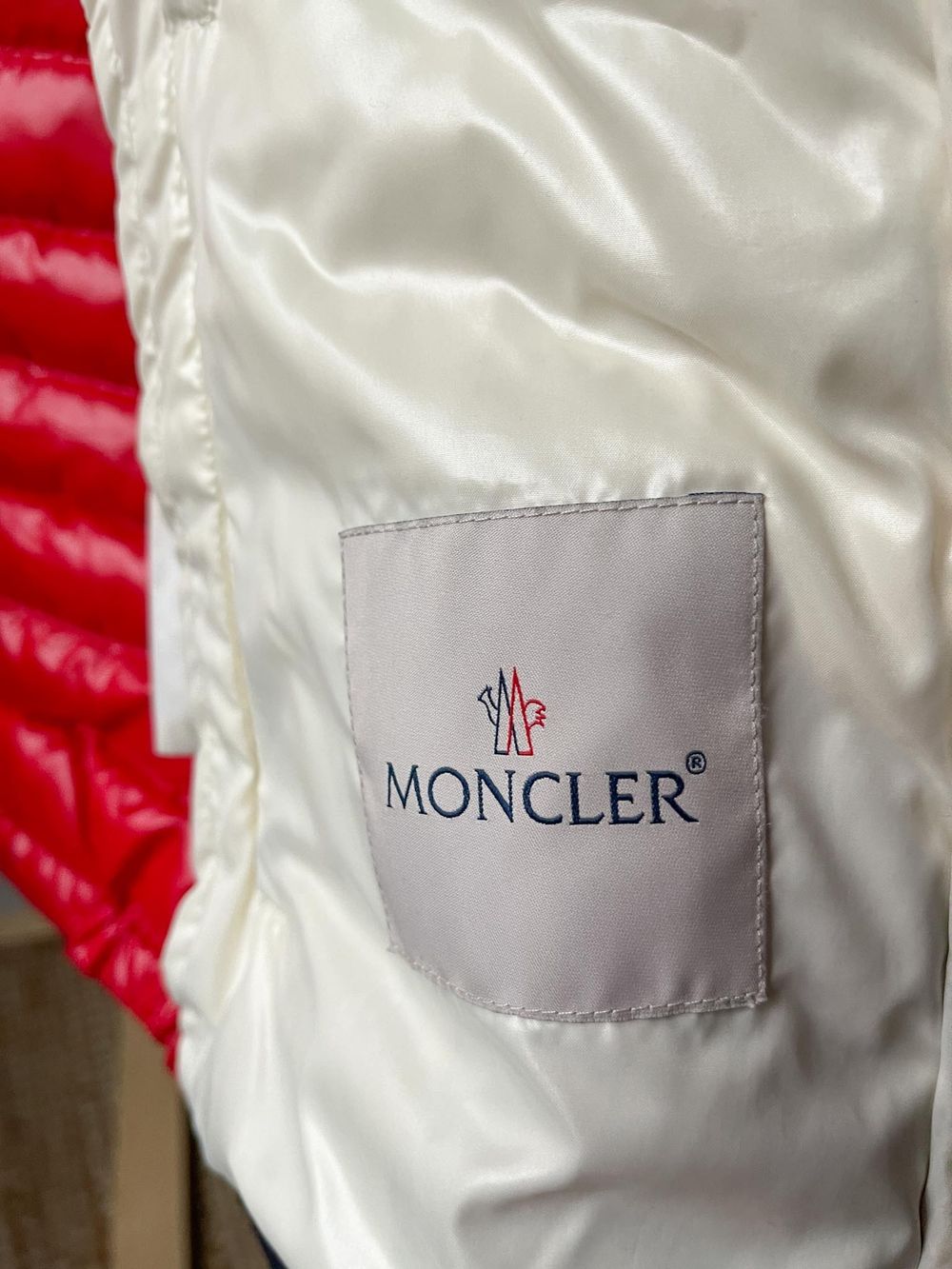 Жилет Moncler