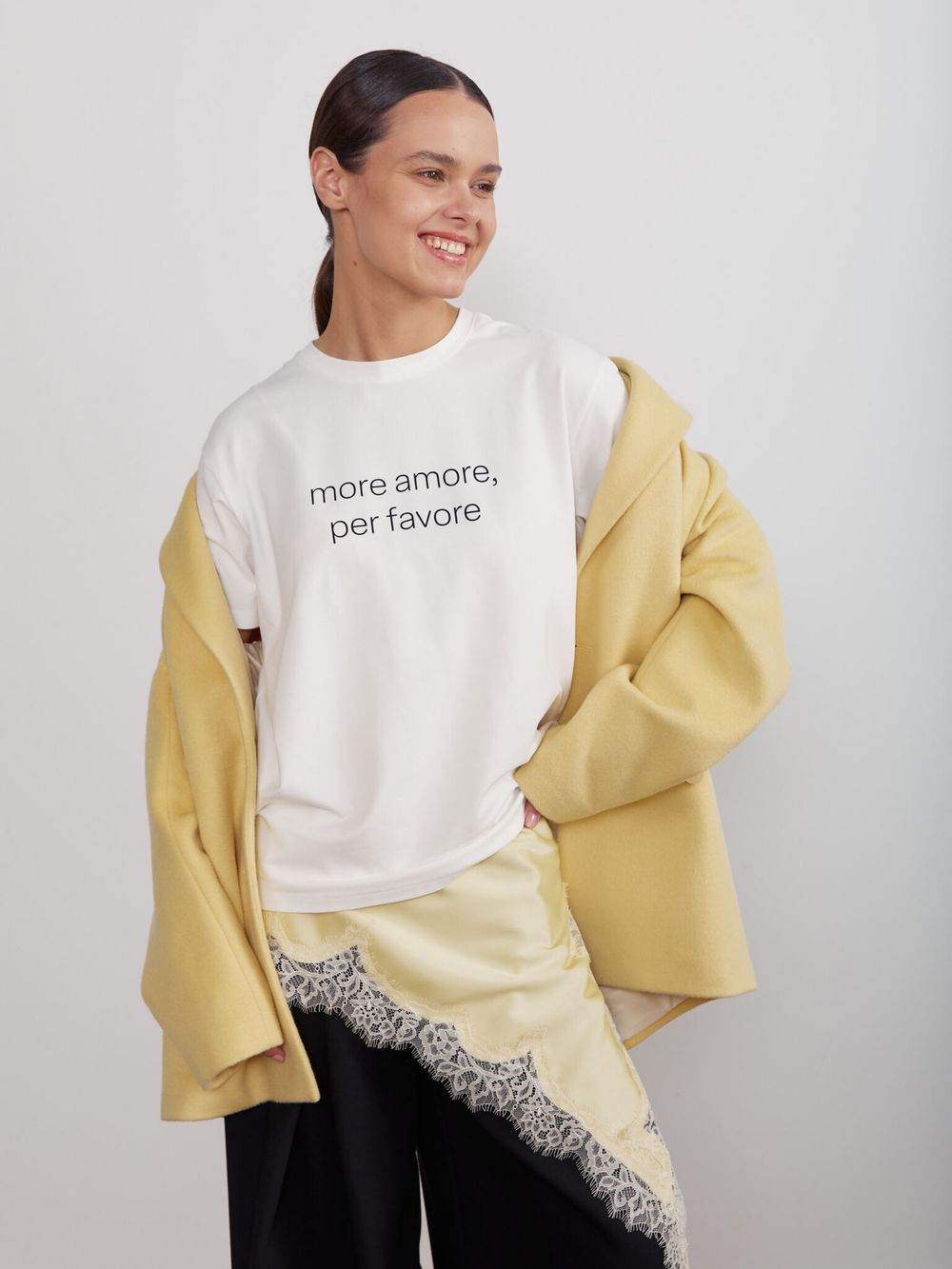 ФУТБОЛКА «MORE-AMORE»