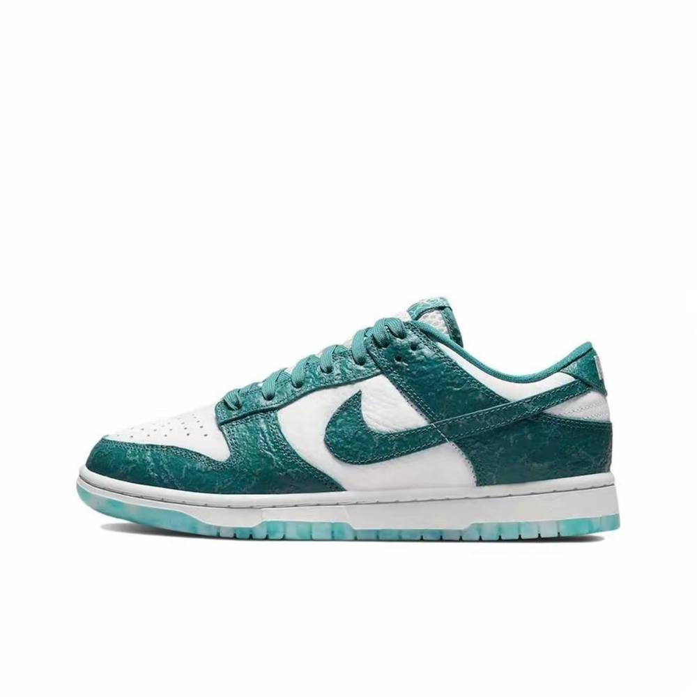 Nike Dunk Low "Ocean"