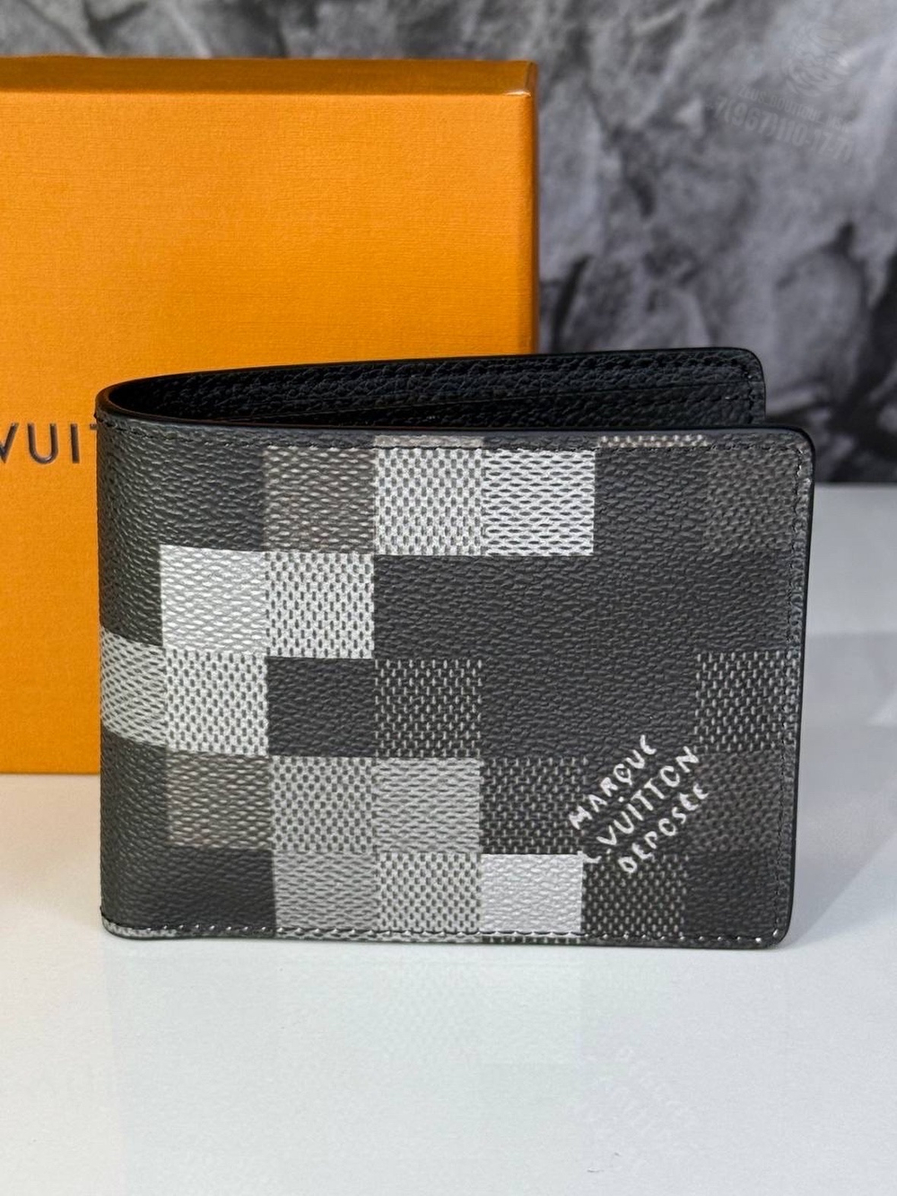 Кошелёк Louis Vuitton