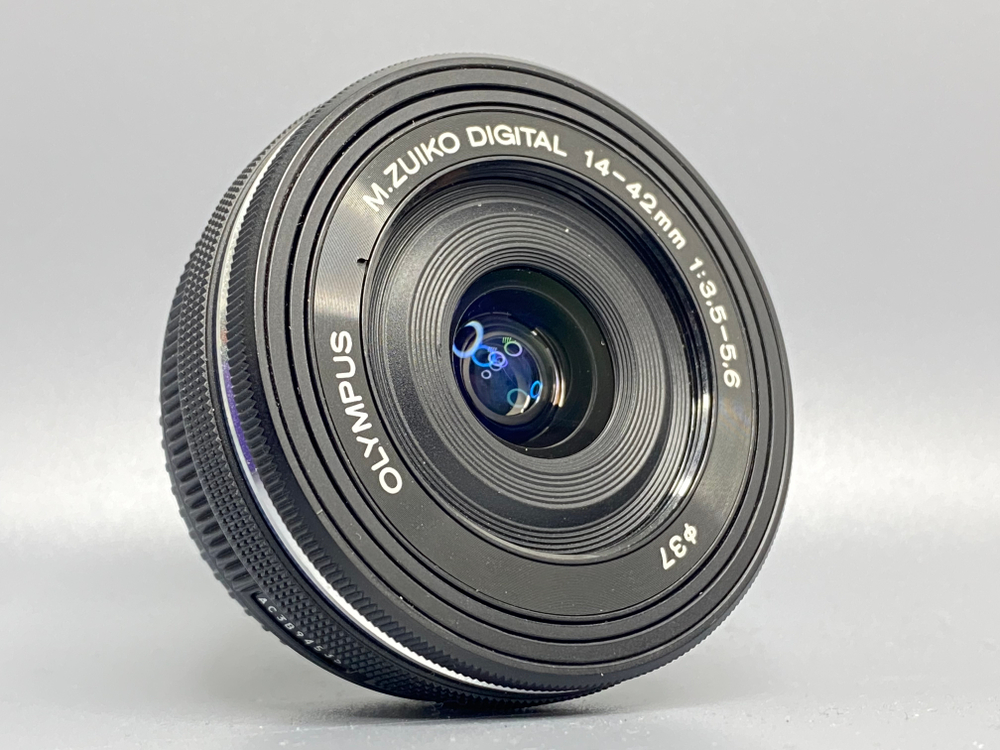 Olympus PEN E-PL8 Kit 14-42mm