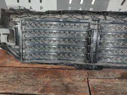 Жалюзи радиатора Volvo XC60 2 17-нв Б/У Оригинал 31425365