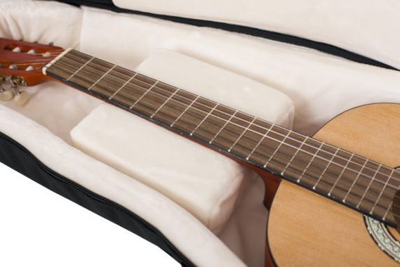 GATOR G-PG CLASSIC - усиленный туровый чехол для классической гитары