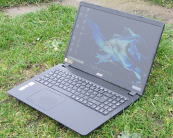 Ноутбук Acer Extensa 15 EX215-52-560F Core i5 1035G1/8Gb/SSD512Gb/Intel UHD Graphics/15.6;/FHD (1920x1080)/Windows 10/black/WiFi/BT/Cam