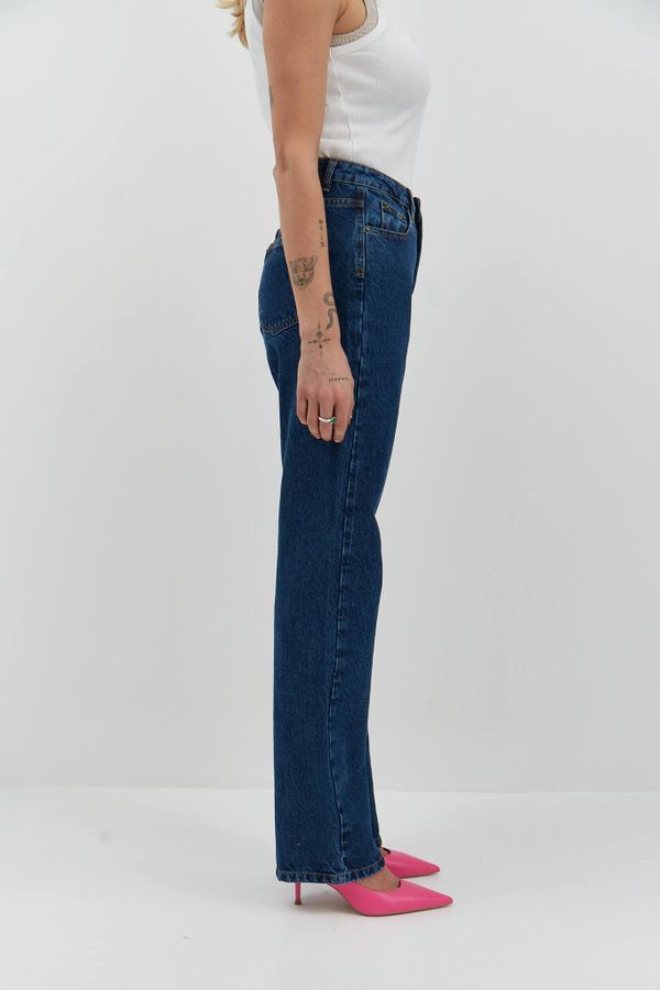 Джинсы женские Miracle Apparel 2255 Straight Dark Blue - фото 4