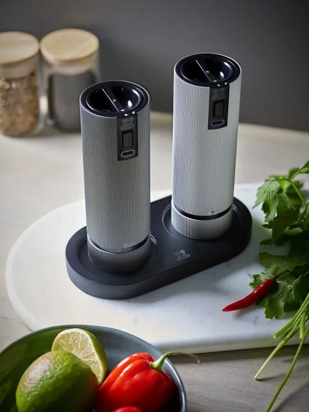 Peugeot Подставка для мельницы Linea 17 см черная матовая EAN 4006950044541