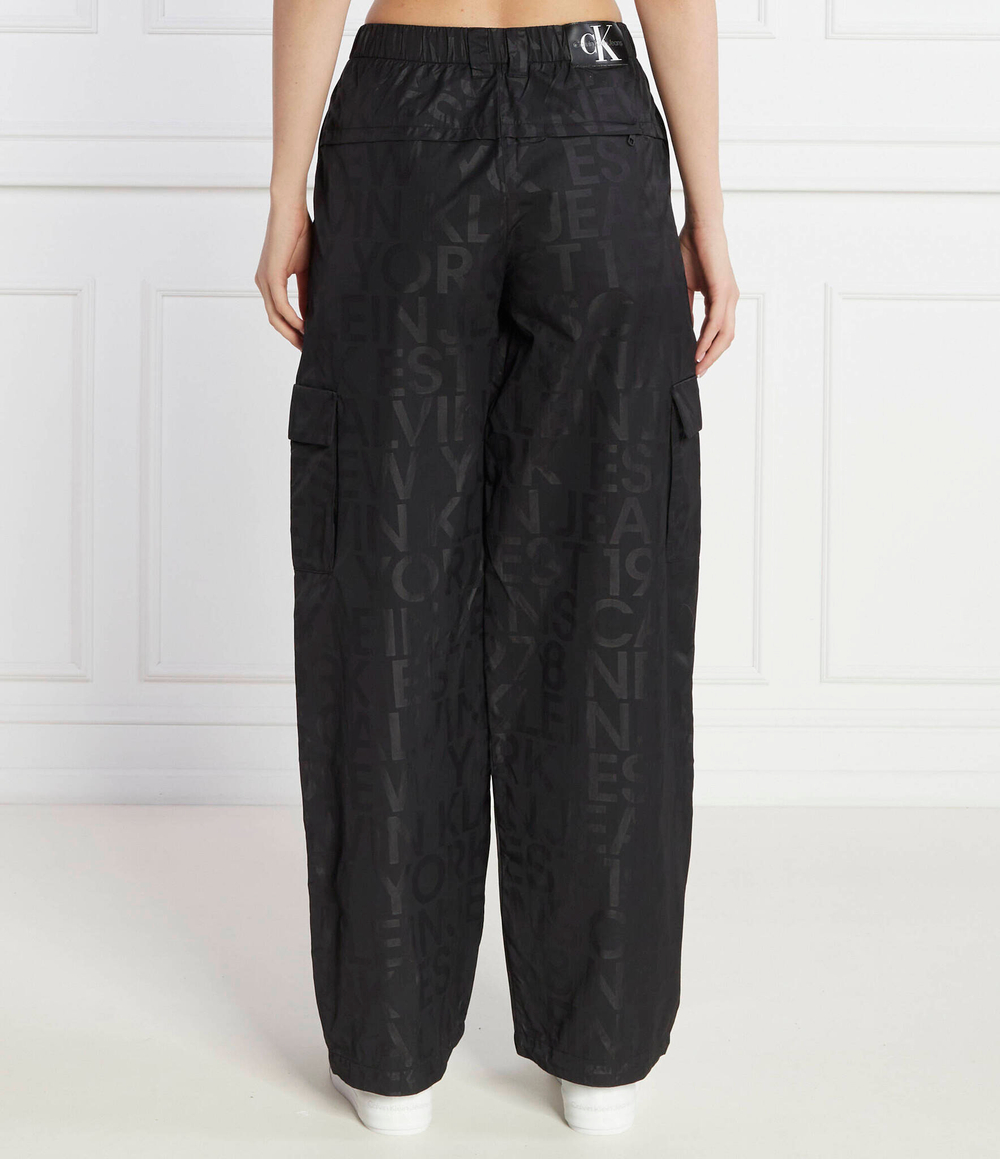 Брюки карго CALVIN KLEIN JEANS - черный(J20J222596)