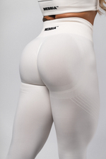 Леггинсы Push-Up Leggings with Shaping Lines FLOW SEAMLESS 497 Белые