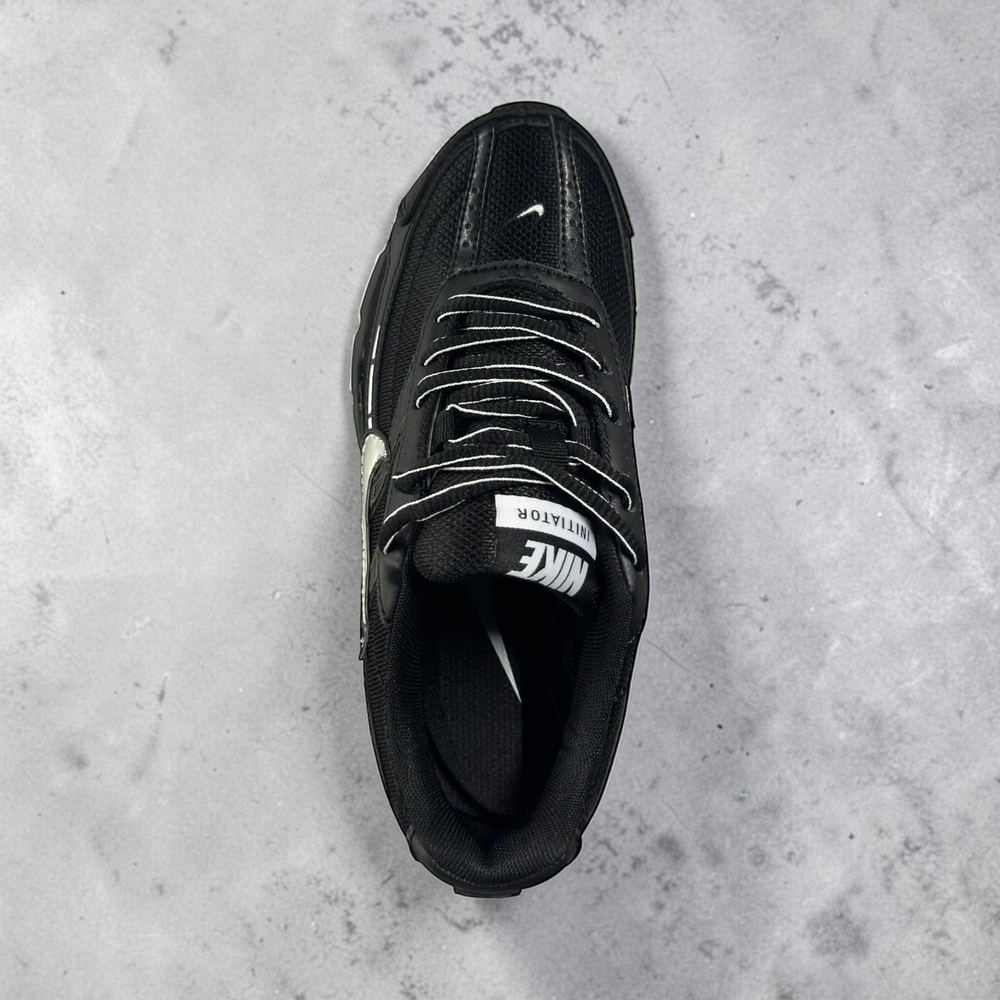 Nike Initiator • Black Metallic