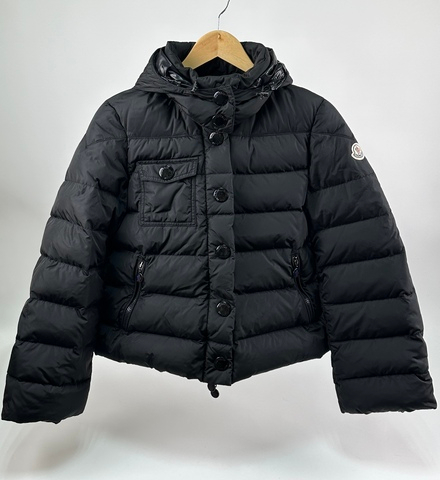 Пуховик Moncler