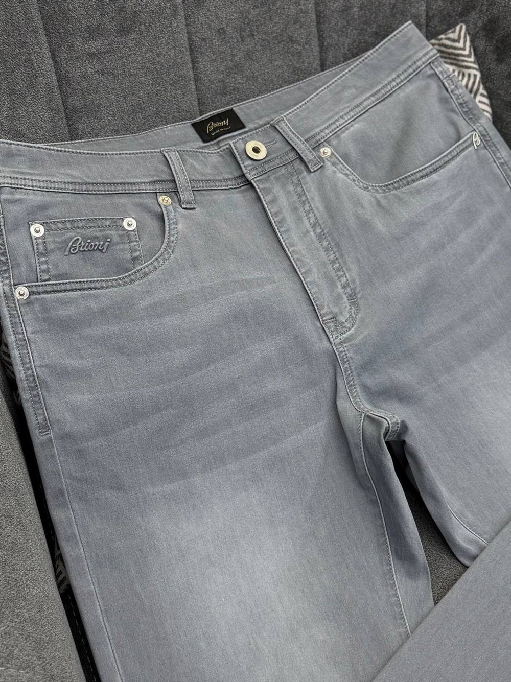Джинсы Brioni