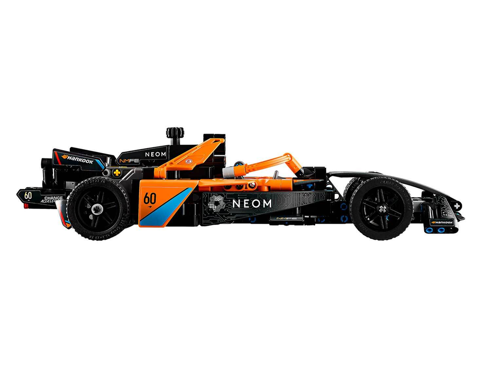 Конструктор Лего Техник Гоночная машина Макларен формула е 42169 | LEGO Technic NEOM McLaren Formula E 452 детали 9+