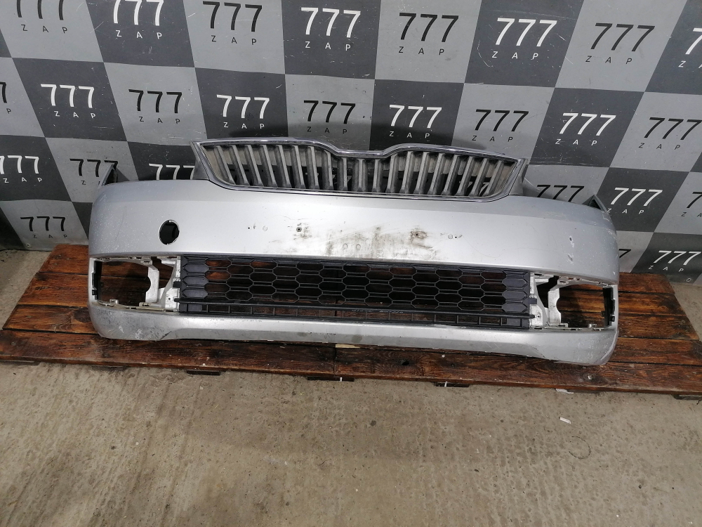 Бампер передний Skoda Rapid 1 12-20 Б/У Оригинал 60U807221F