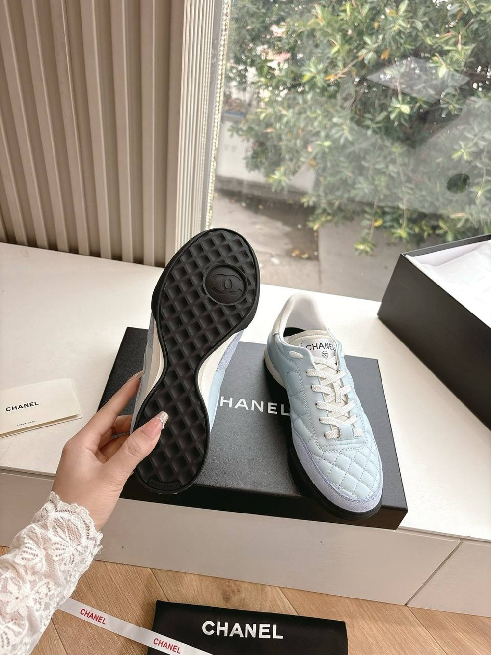 Кроссовки Chanel