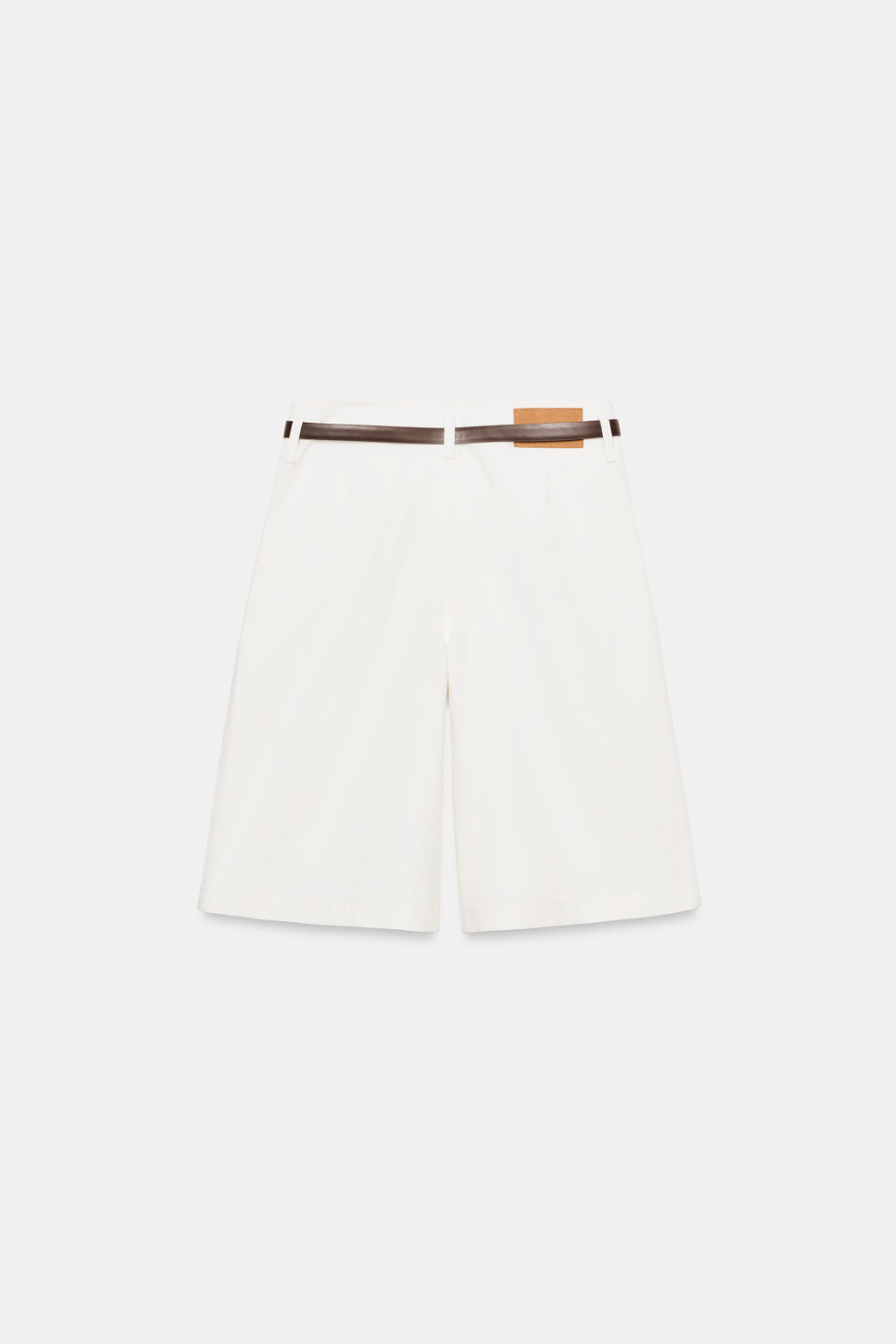 ШОРТЫ-БЕРМУДЫ С РЕМНЕМ И СКЛАДКАМИ — ZARA
