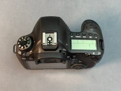 Canon EOS 6D 877 кадров