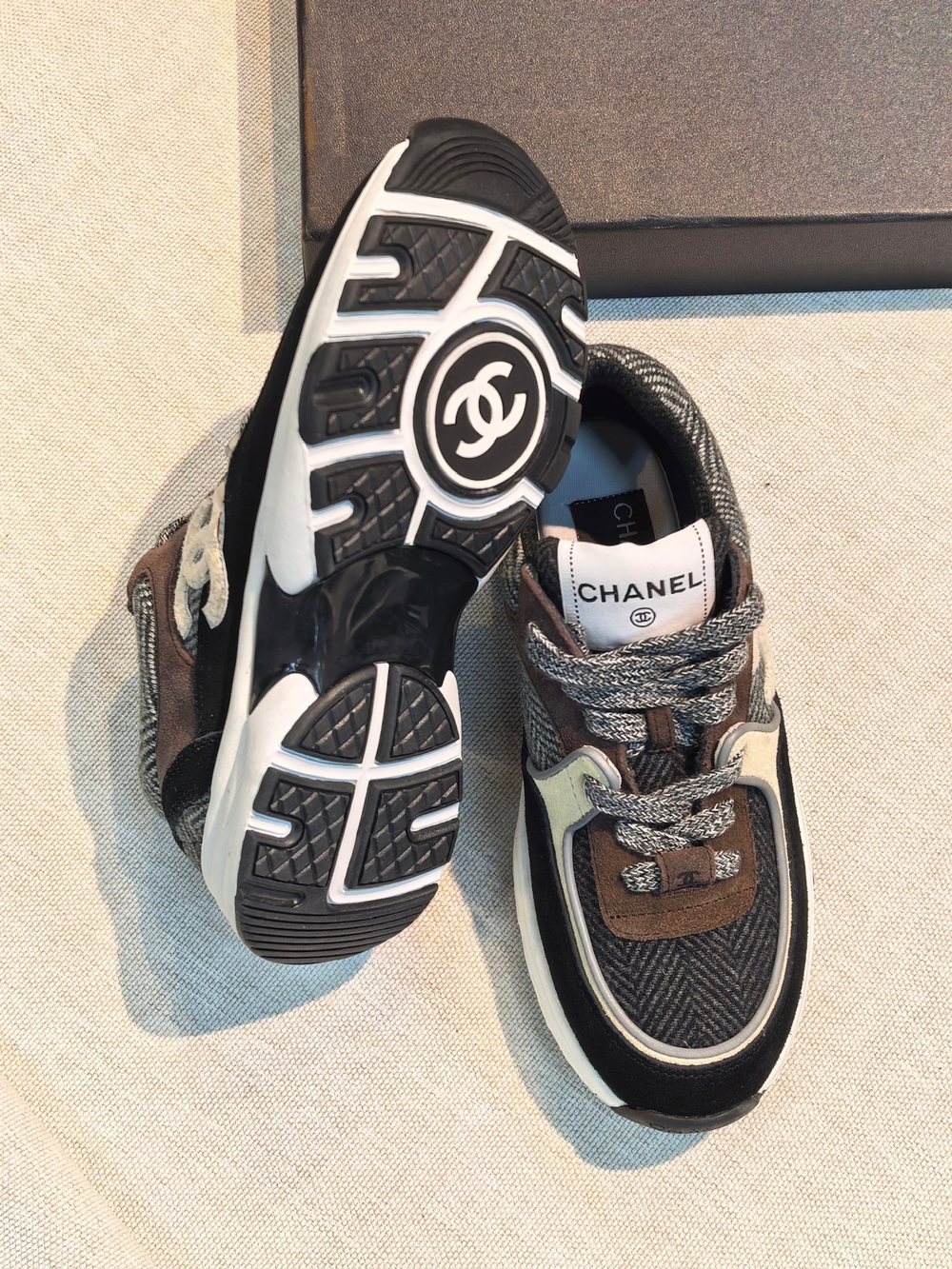 Кроссовки Chanel